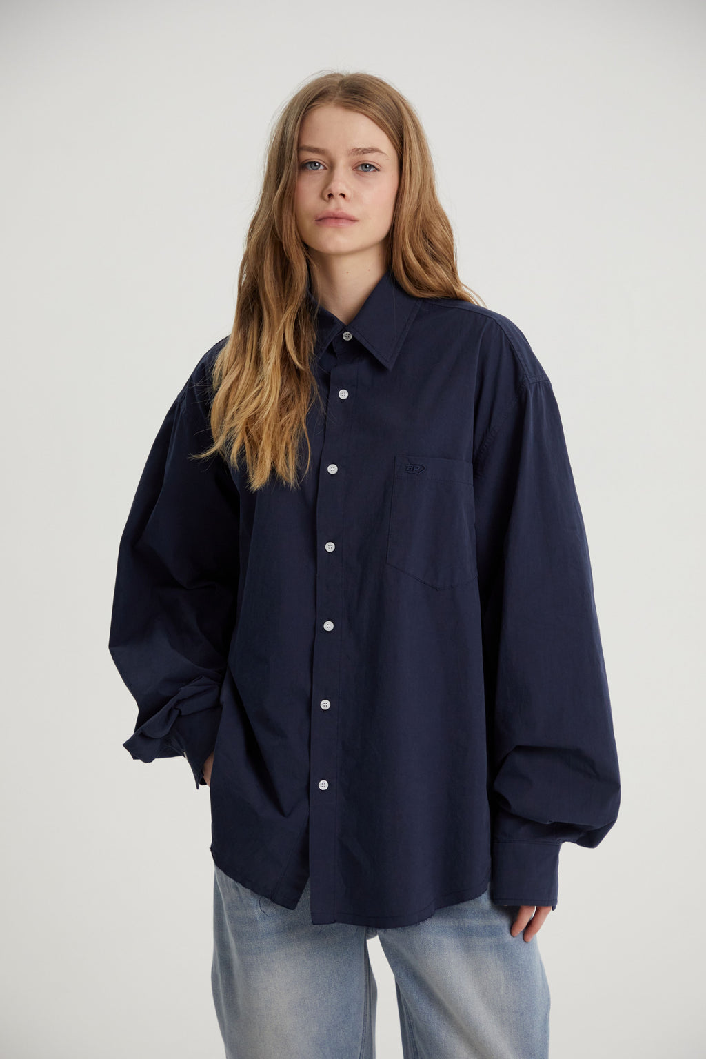 Avery | Unisex Oversized Shirt | Raw Hem Washed Y2K Style-Eltrendio