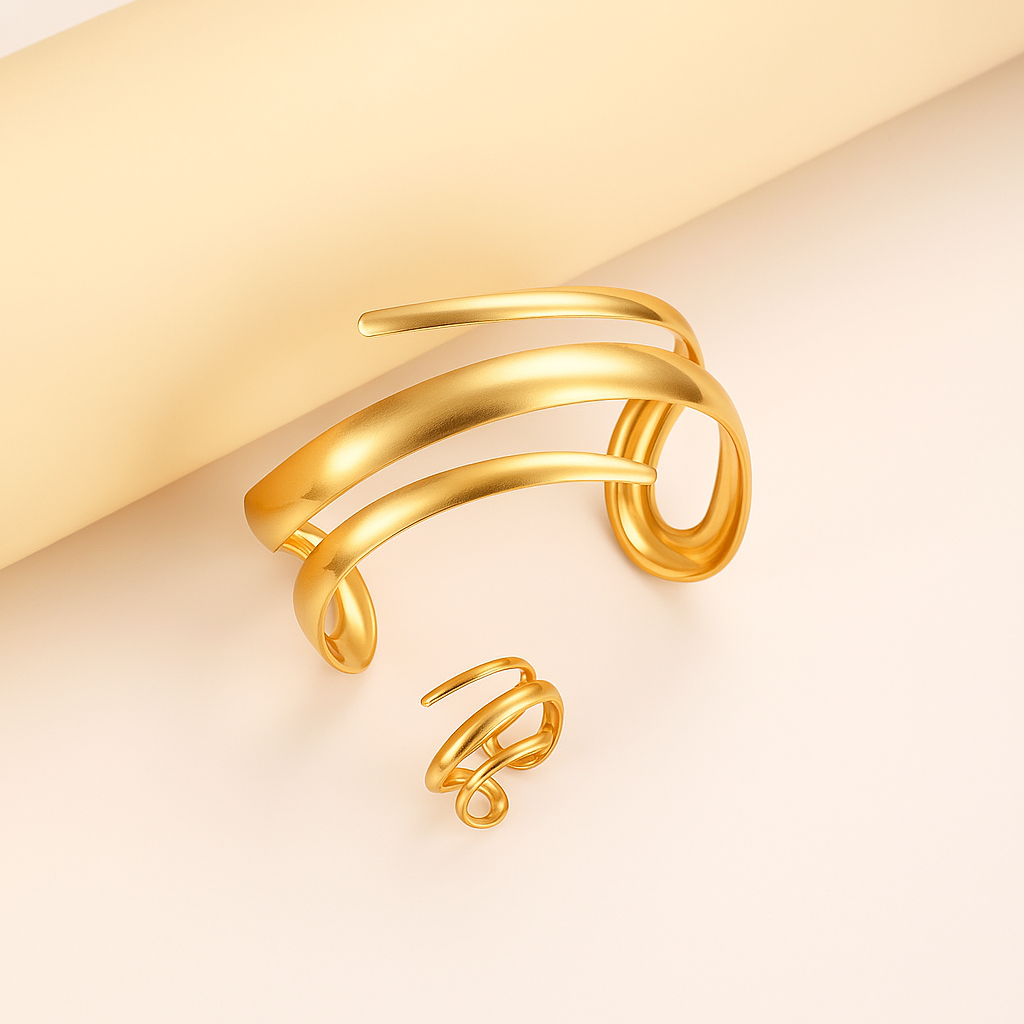 Amara | Women's Wrap Bangle | Open Cuff · Eltrendio
