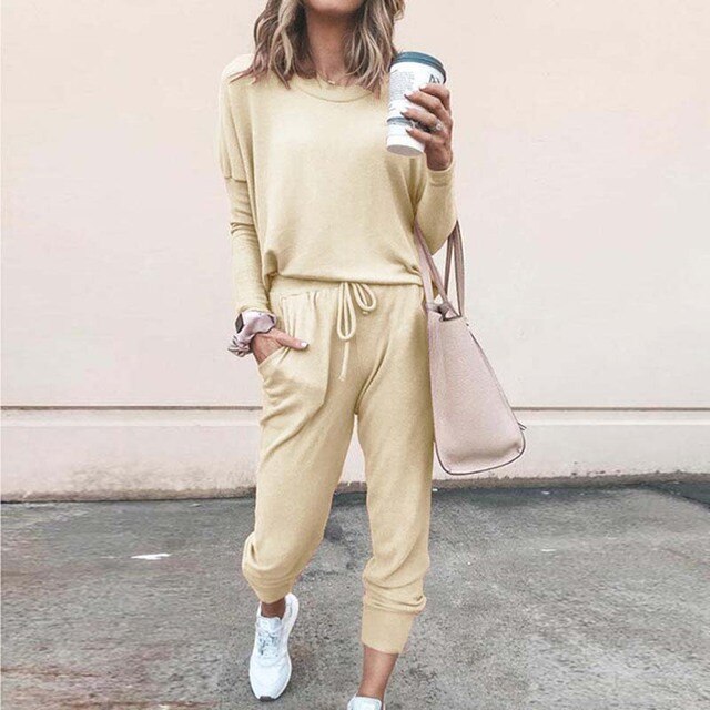 Amelia | Women's Crew Neck Loungewear Set | Drawstring Waist · Eltrendio