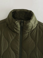 Amelia | Women's Half-Zip Cape | Quilted · Eltrendio