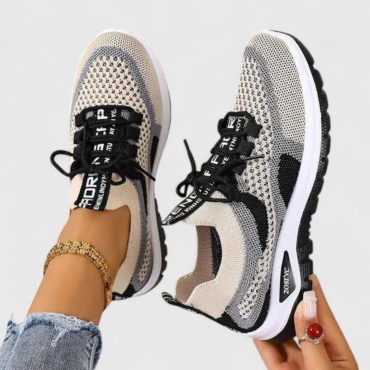 Amelia | Women's Lace-Up Trainers | Mesh Knit · Eltrendio