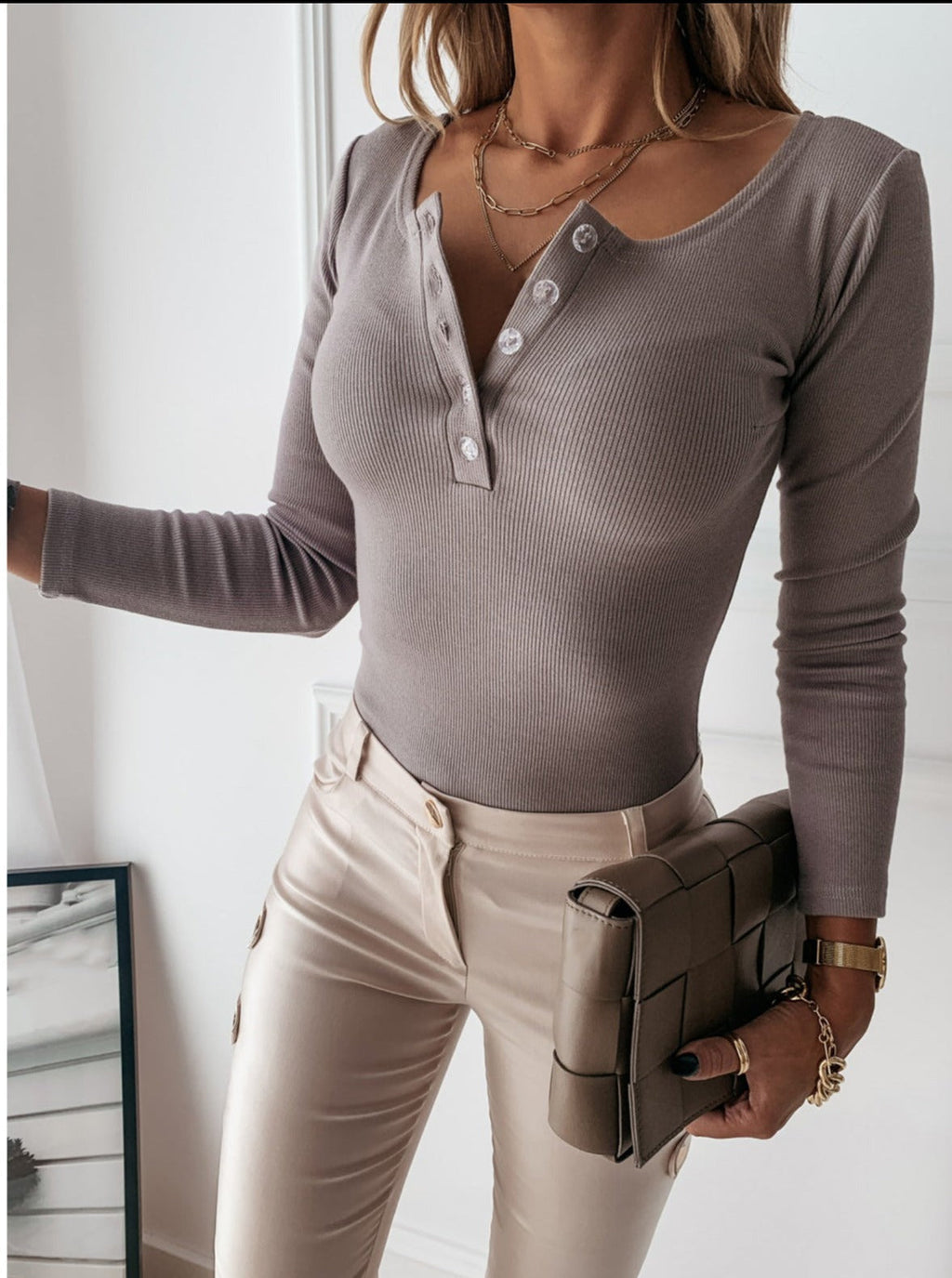 Amelia | Women's Long Sleeve Top | Button Henley · Eltrendio