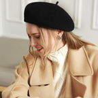 Charlotte | Women's Classic Beret | Wool · Eltrendio
