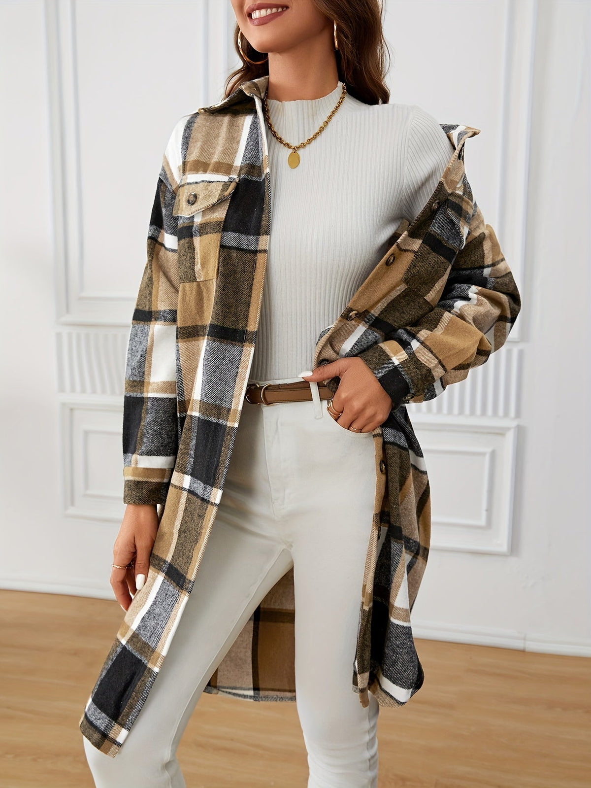 Charlotte | Women's Longline Plaid Shacket | Chest Pockets · Eltrendio
