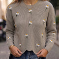 Daisy | Women's Crew Neck Jumper | Embroidered Knit · Eltrendio