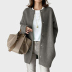 Eleanor | Women's Oversized Cardigan | Button-Front · Eltrendio
