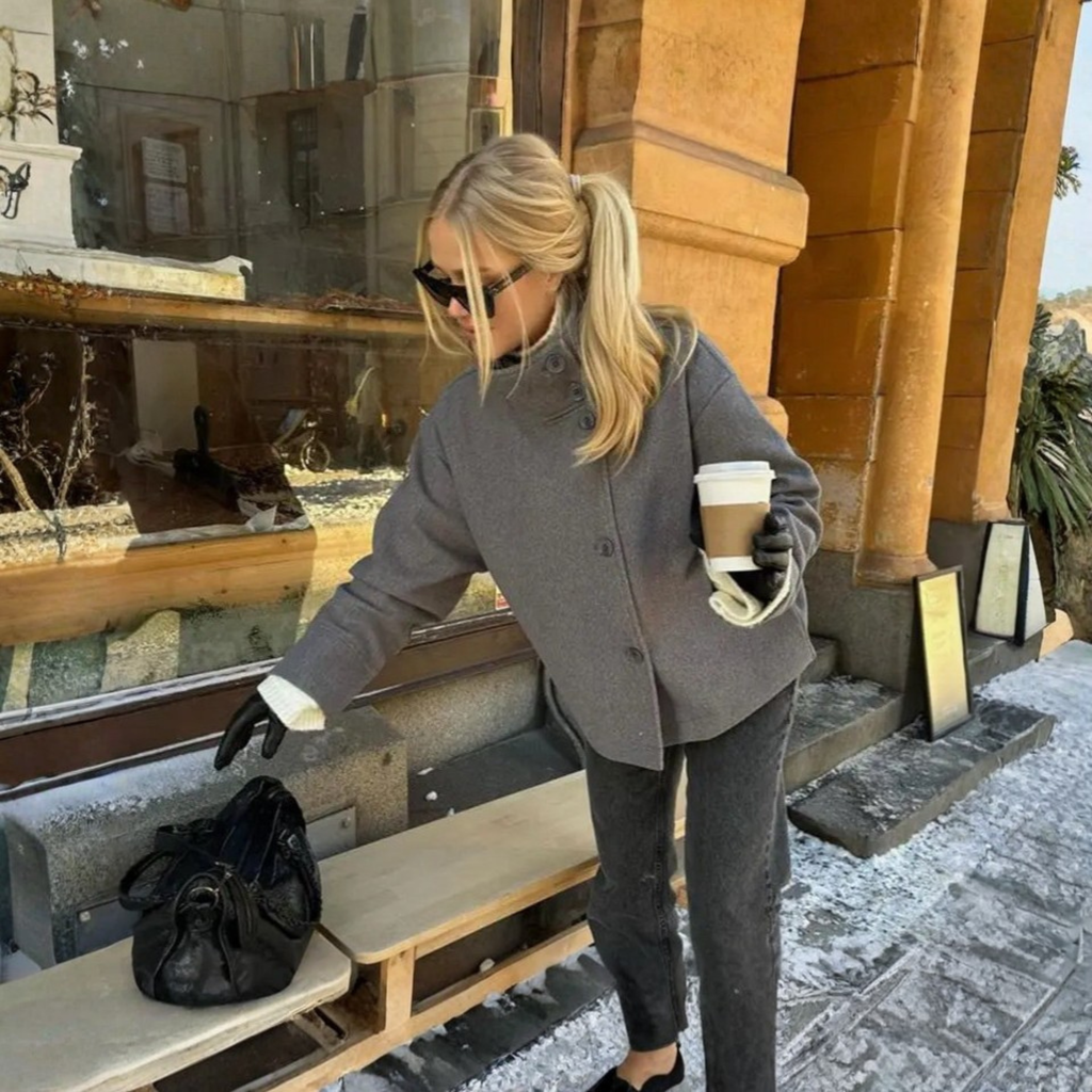 Esme | Women's Oversized Coat | Stand-Up Collar · Eltrendio