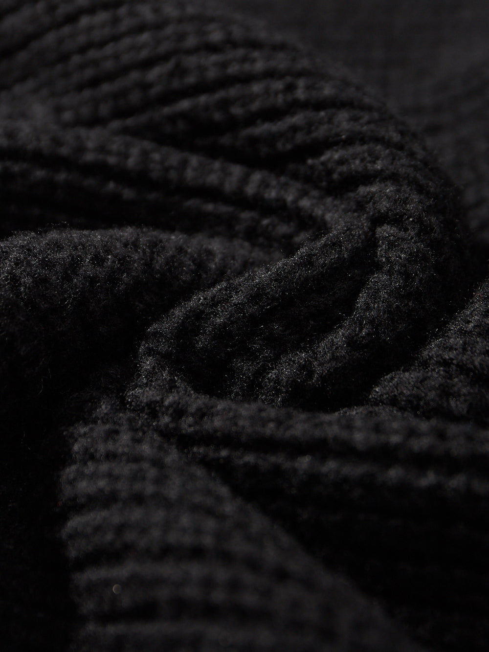 Ethan | Unisex Distressed Jumper | Ribbed Knit · Eltrendio