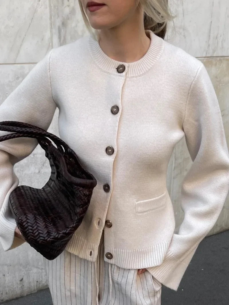 Freya | Women's Crewneck Cardigan | Button-Front · Eltrendio