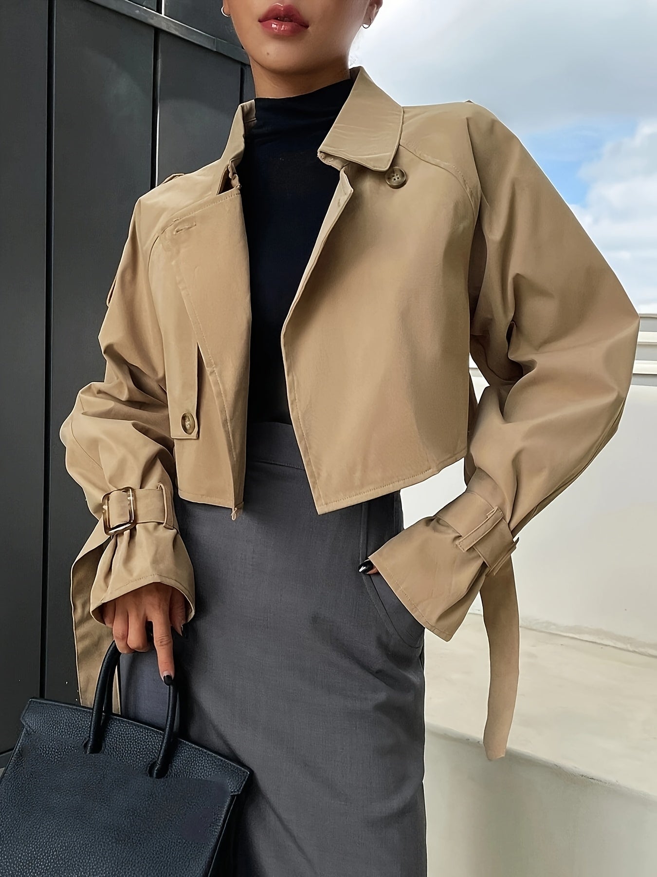 Freya | Women's Cropped Jacket | Buckle Cuffs · Eltrendio