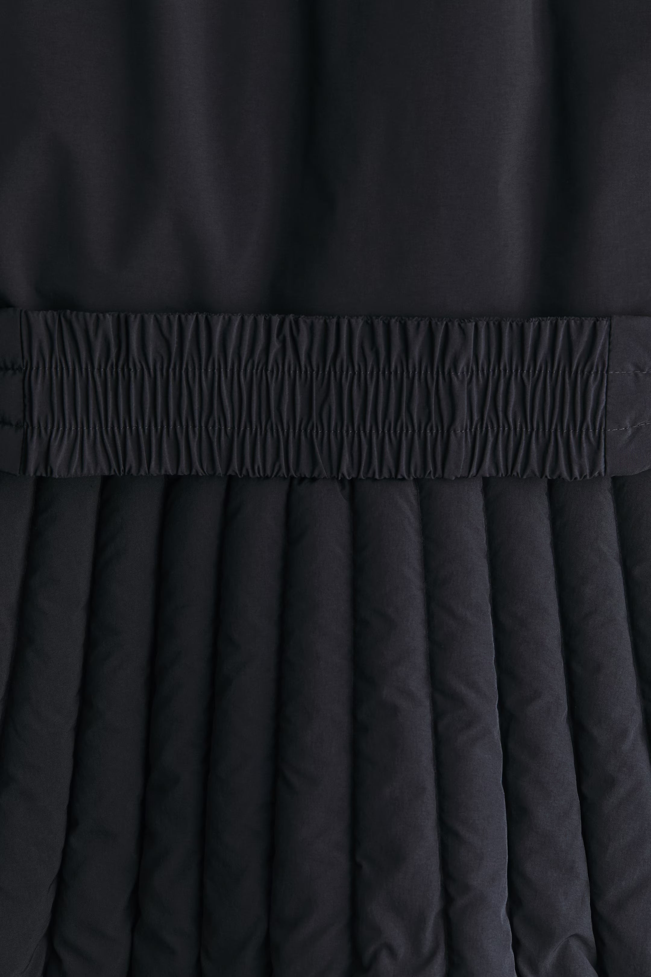 Freya | Women's Hooded Puffer Jacket | Belted Waist · Eltrendio