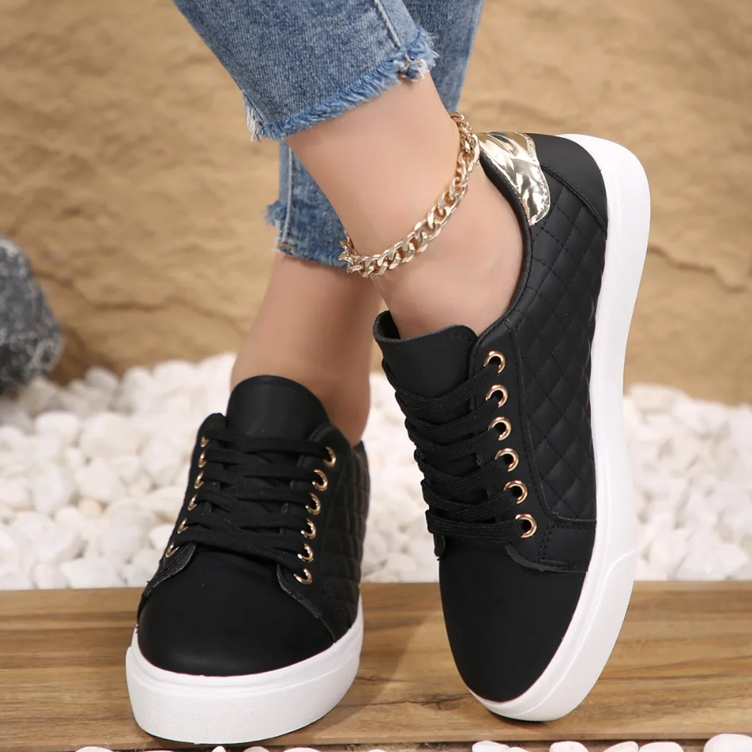 Freya | Women's Lace-Up Trainers | Quilted Panel · Eltrendio