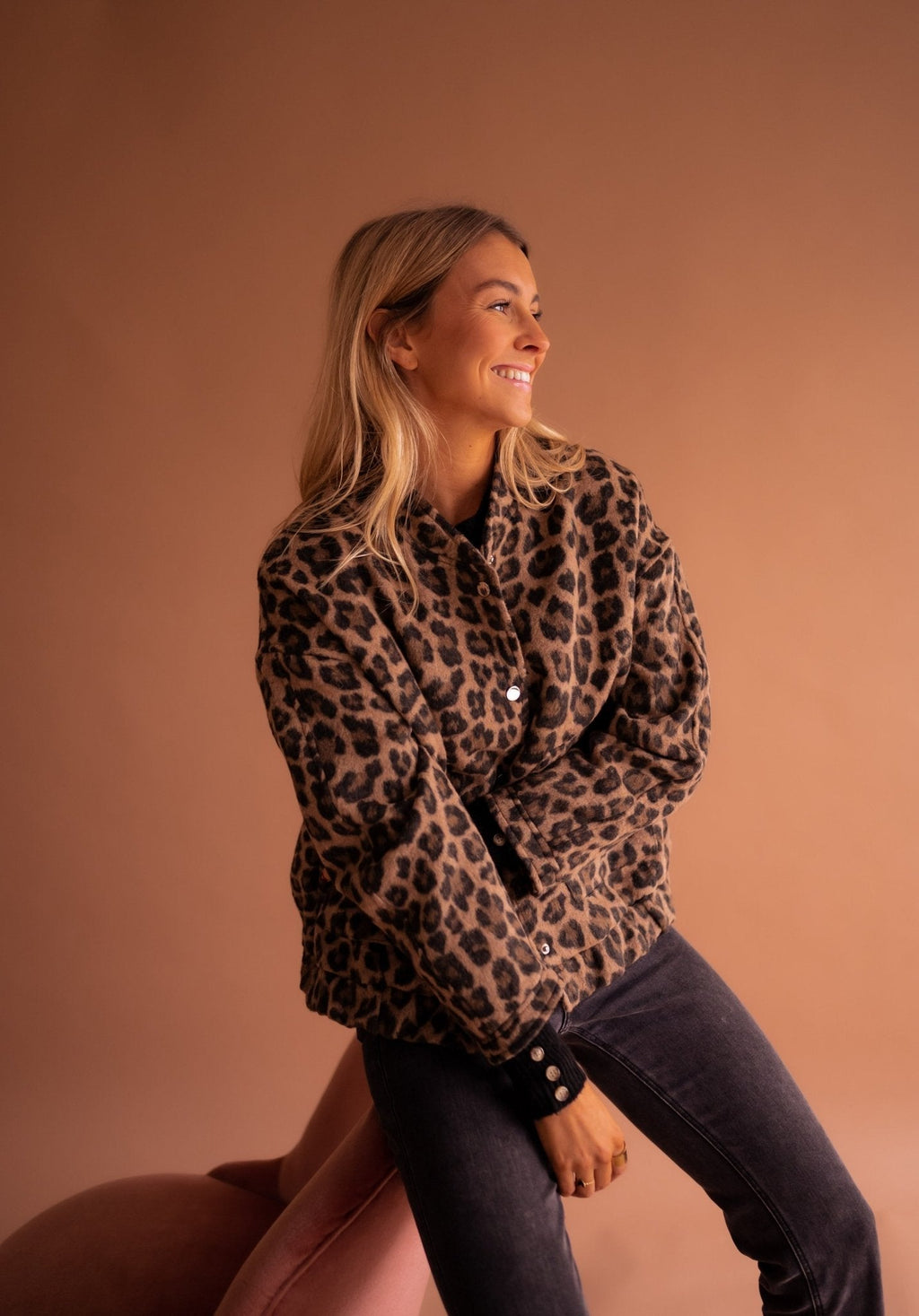 Freya | Women's Oversized Jacket | Leopard Print · Eltrendio