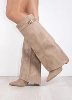Freya | Women's Pointed-Toe Knee Boots | Buckle Detail · Eltrendio