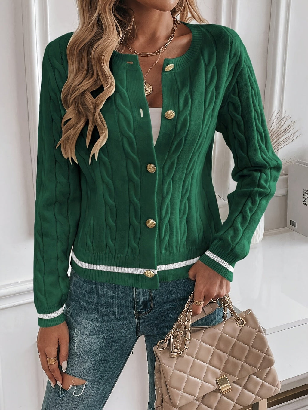 Harriet | Women's Cable Knit Cardigan | Button-Up · Eltrendio