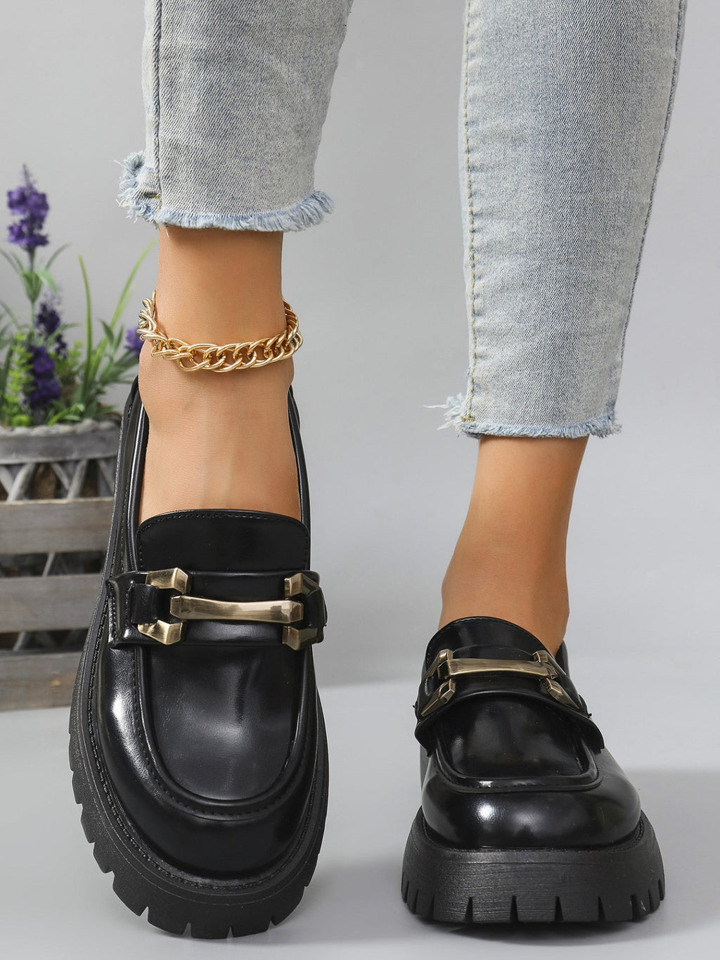 Harriet | Women's Chunky Platform Loafers | Buckle Detail · Eltrendio
