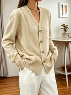 Heather | Women's V-Neck Cardigan | Heart Buttons · Eltrendio