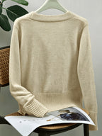 Heather | Women's V-Neck Cardigan | Heart Buttons · Eltrendio