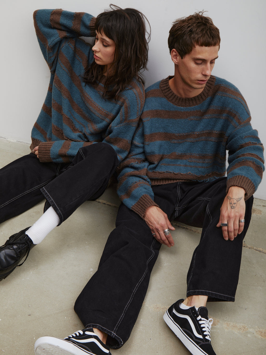 Hudson | Unisex Oversized Knit Sweater | Distressed Striped Y2K Style-Eltrendio