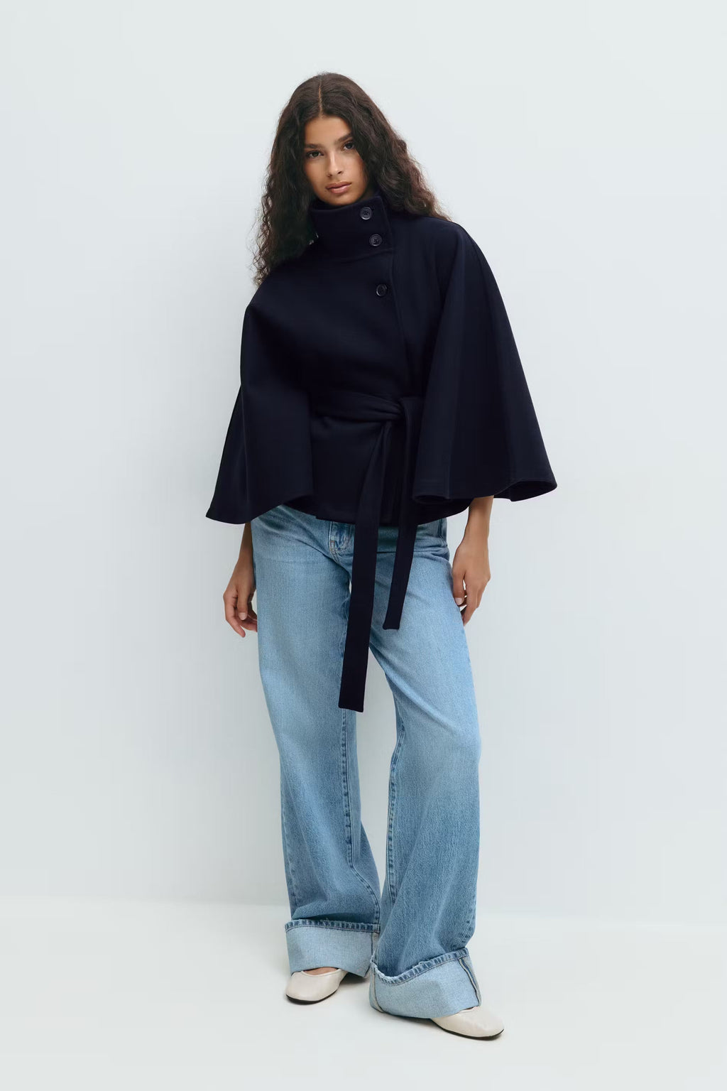 Isabelle | Women's Cape Coat | Belted Waist · Eltrendio