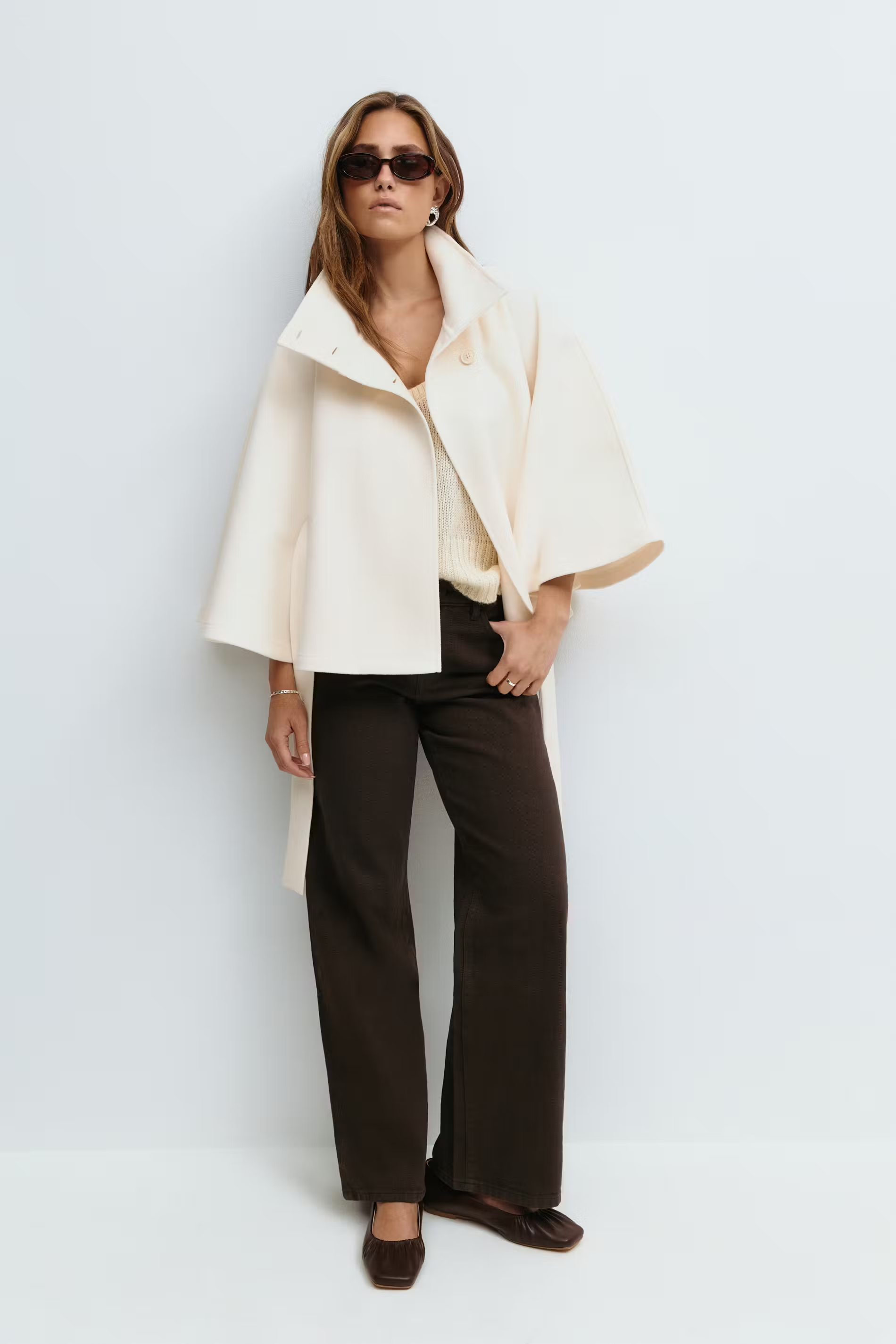 Isabelle | Women's Cape Coat | Belted Waist · Eltrendio