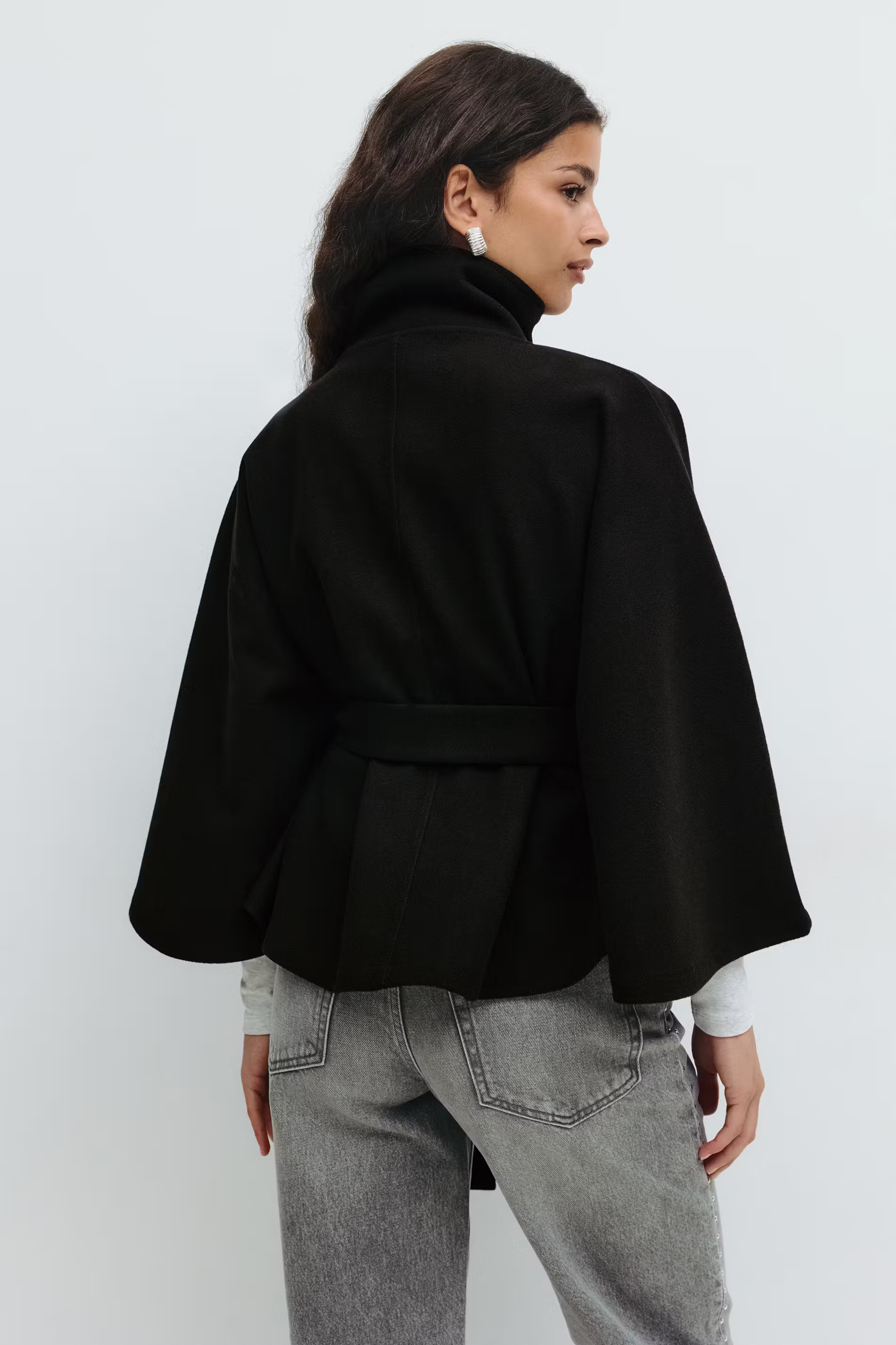 Isabelle | Women's Cape Coat | Belted Waist · Eltrendio