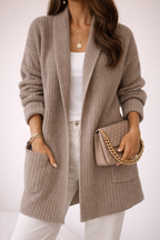Isabelle | Women's Oversized Cardigan | Chunky Knit · Eltrendio