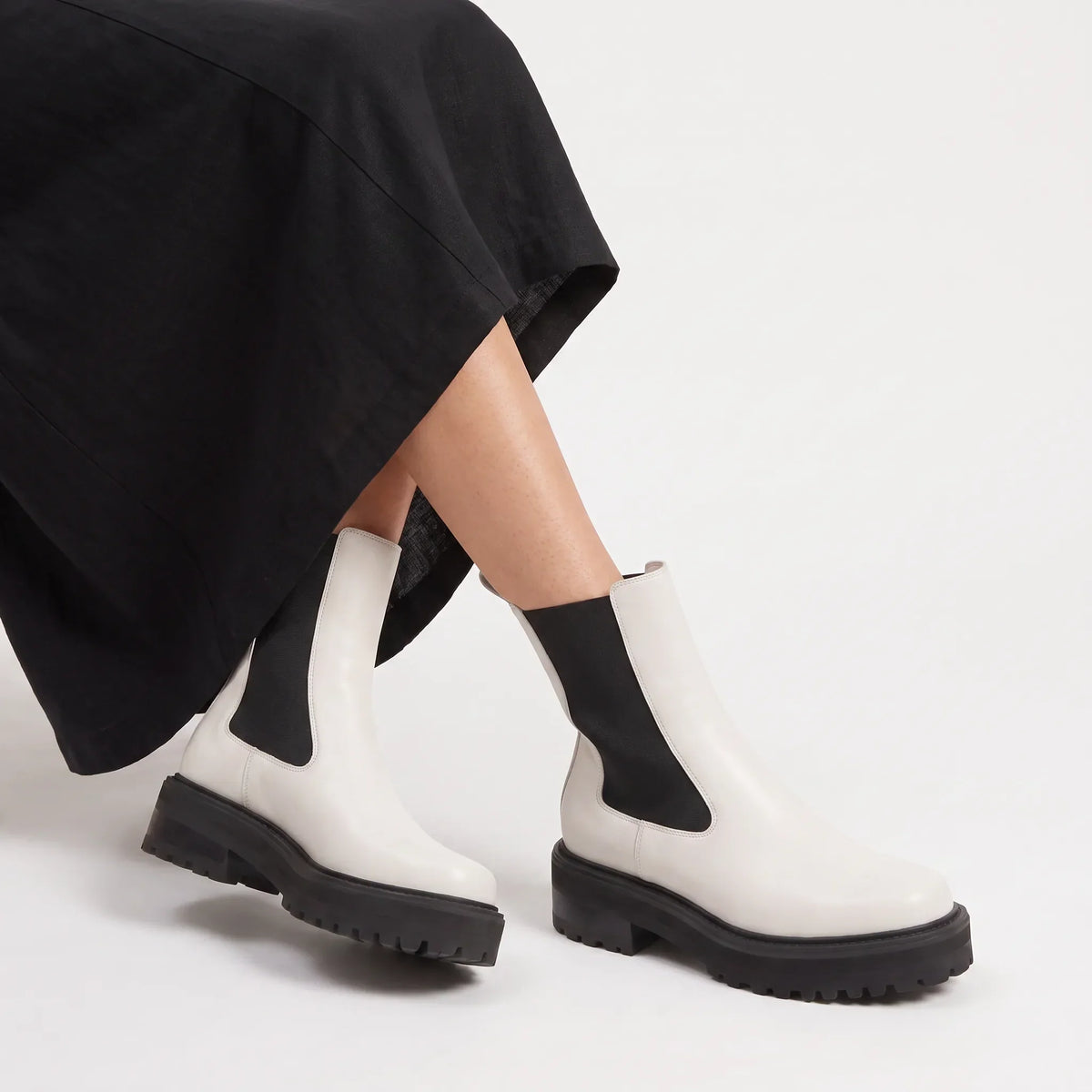 Isla | Women's Chelsea Boot | Chunky Sole · Eltrendio