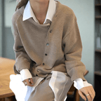 Isla | Women's Oversized Cardigan | Asymmetric Buttons · Eltrendio