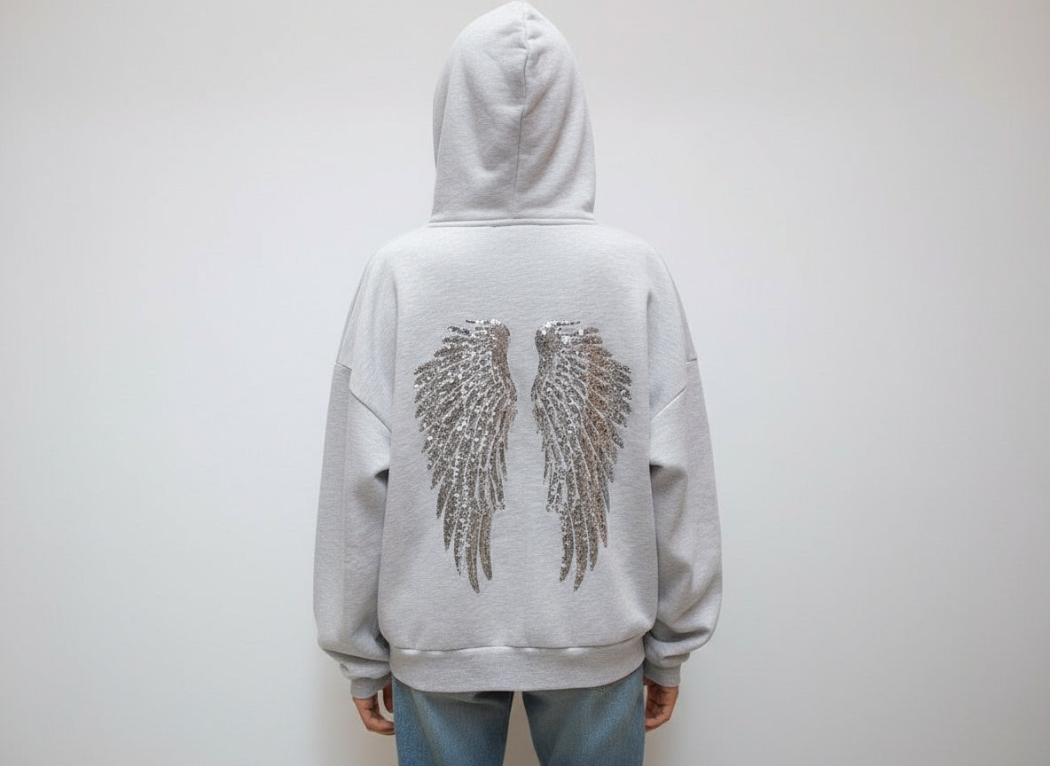 Isla | Women's Oversized Hoodie | Sequin Wings · Eltrendio