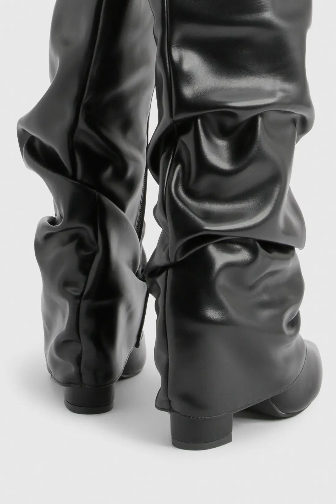 Isla | Women's Slouch Knee-High Boots | Pointed Toe · Eltrendio