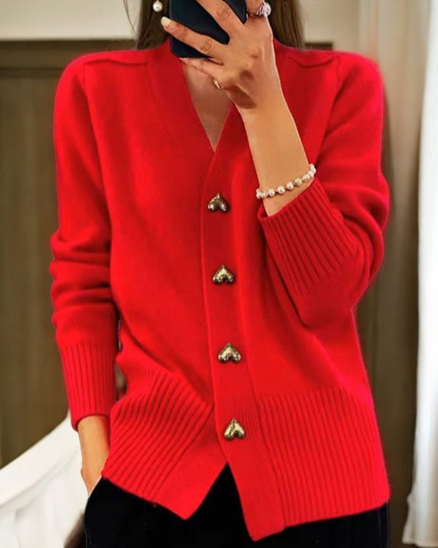 Isla | Women's V-Neck Cardigan | Heart Buttons · Eltrendio