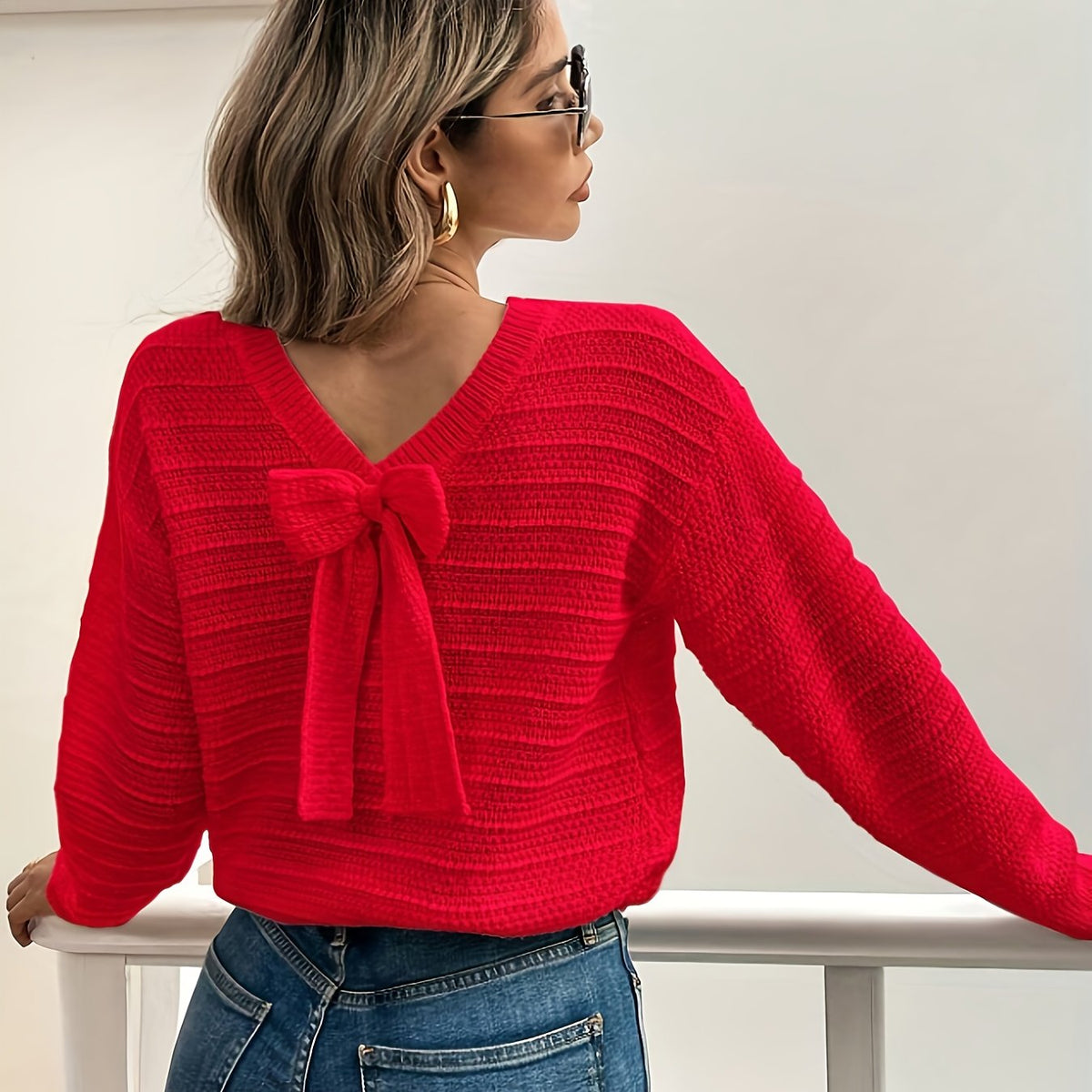 Isla | Women's V-Neck Jumper | Bow Detail · Eltrendio