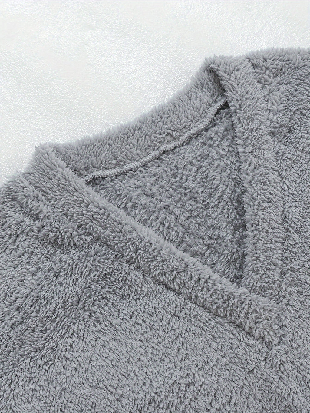 Mabel | Women's V-Neck Loungewear Set | Soft Knit · Eltrendio