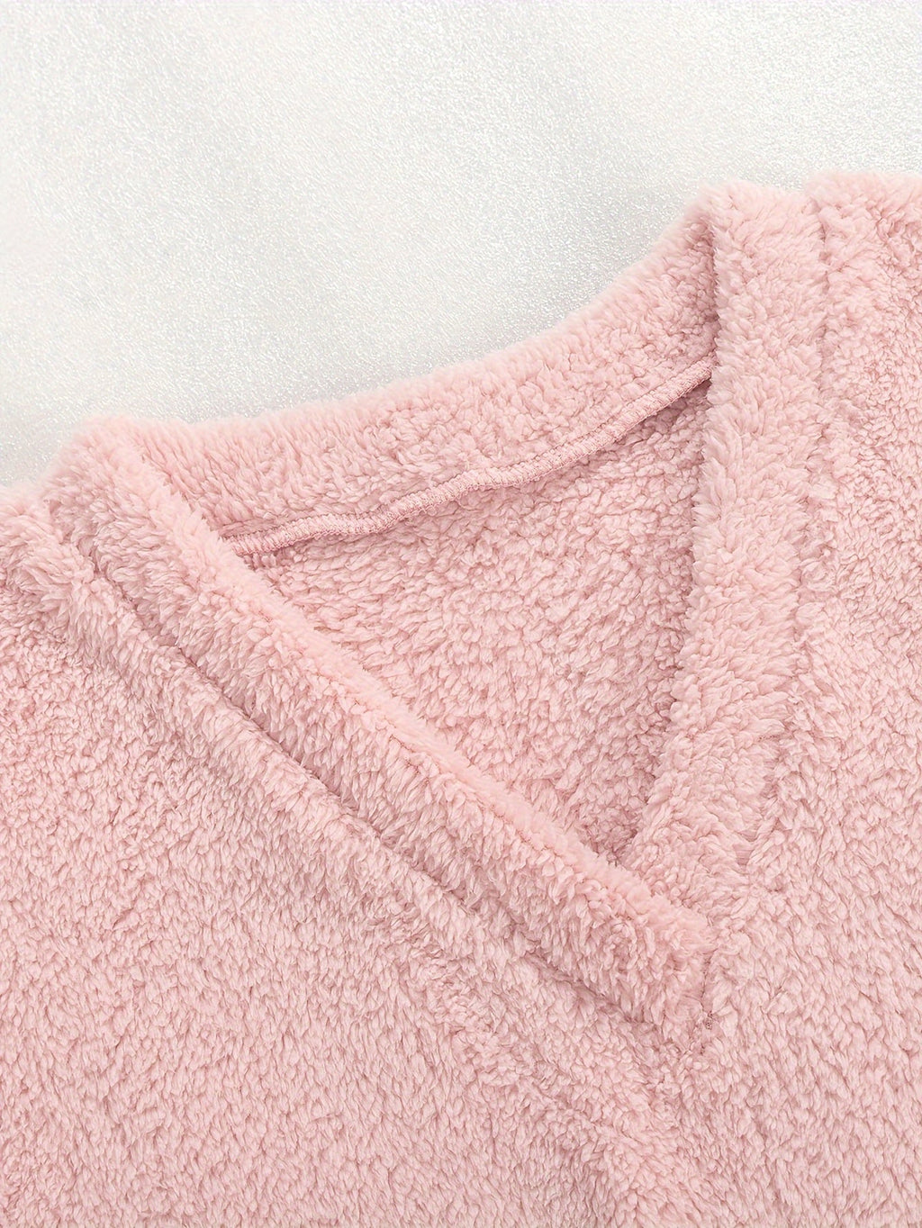 Mabel | Women's V-Neck Loungewear Set | Soft Knit · Eltrendio