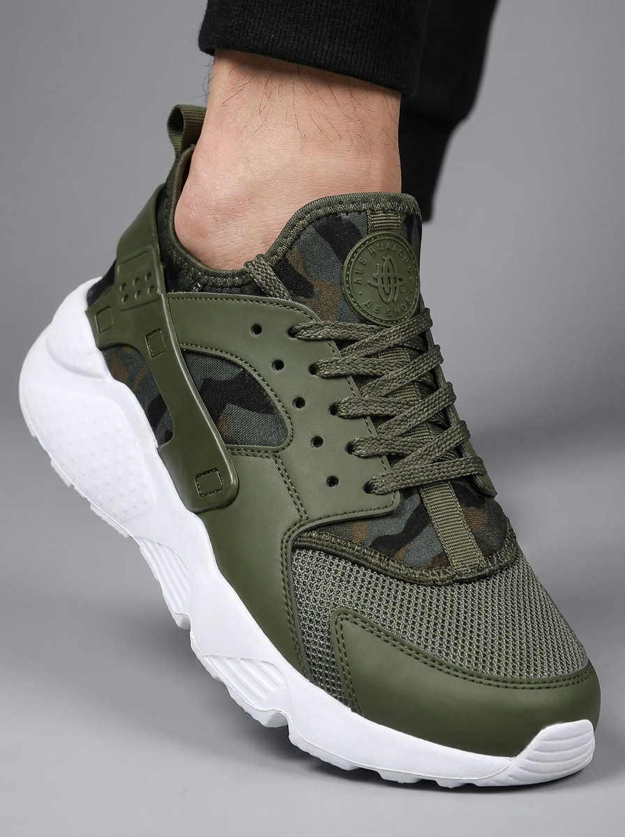 Marcus | Men's Lace-Up Trainers | Cushioned Sole-Eltrendio