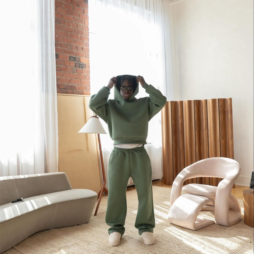 Marcus | Men's Oversized Hoodie | Drawstring Hood · Eltrendio