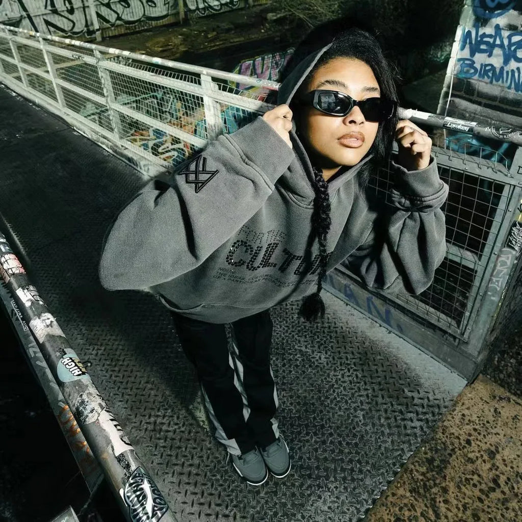 Maya | Women's Oversized Hoodie | Rhinestone Graphic · Eltrendio