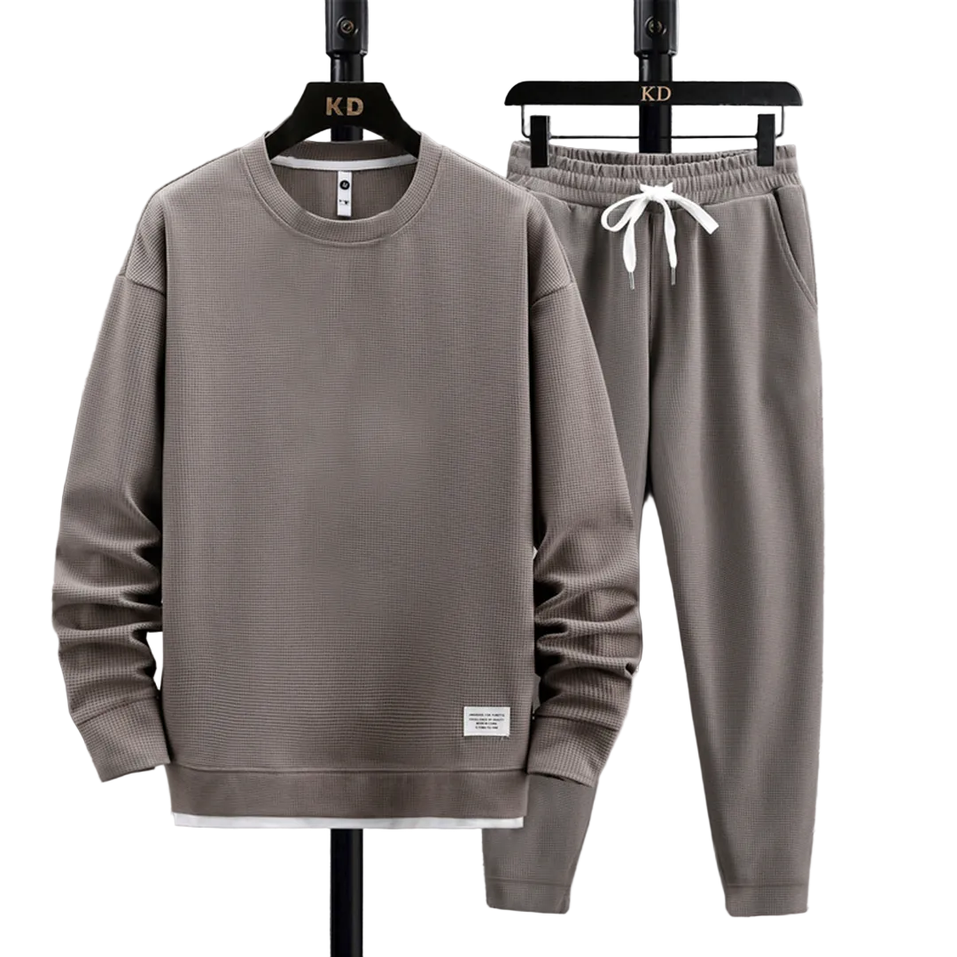 Oliver | Men's Crew Neck Tracksuit | Drawstring Joggers · Eltrendio