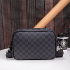 Oliver | Men's Crossbody Messenger Bag | Checked Leather · Eltrendio