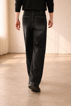 Oliver | Men's Wide-Leg Jeans | Pleated Front · Eltrendio