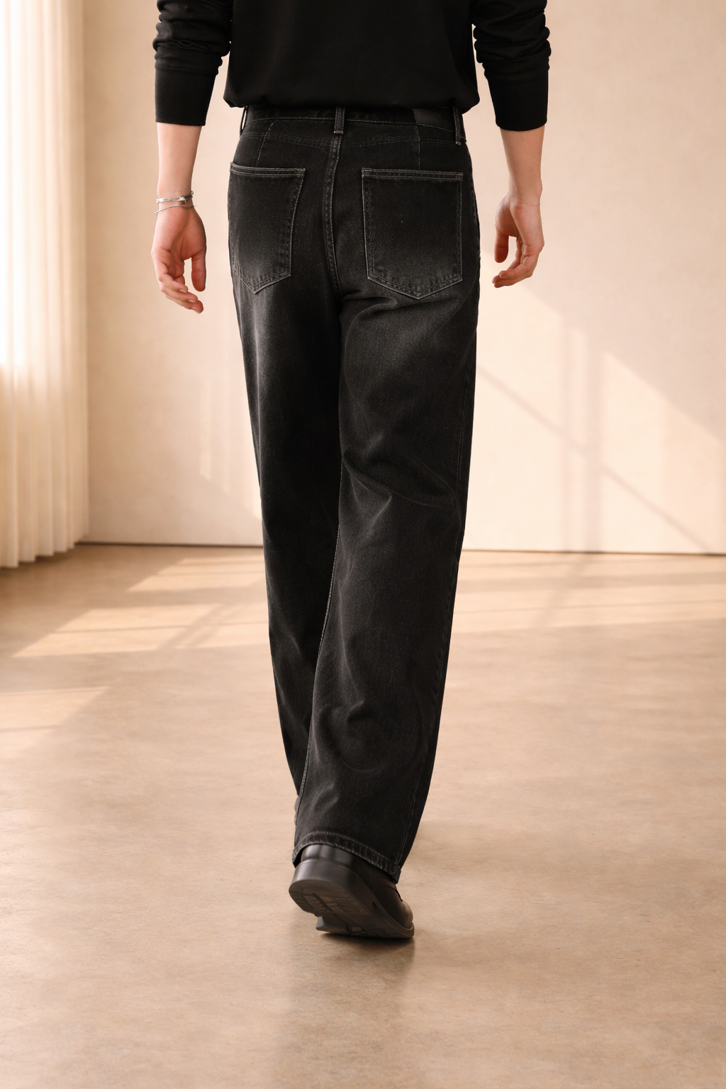 Oliver | Men's Wide-Leg Jeans | Pleated Front · Eltrendio