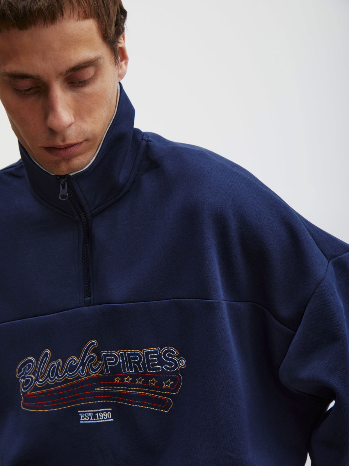 Oliver | Unisex Half-Zip Sweatshirt | Collared · Eltrendio