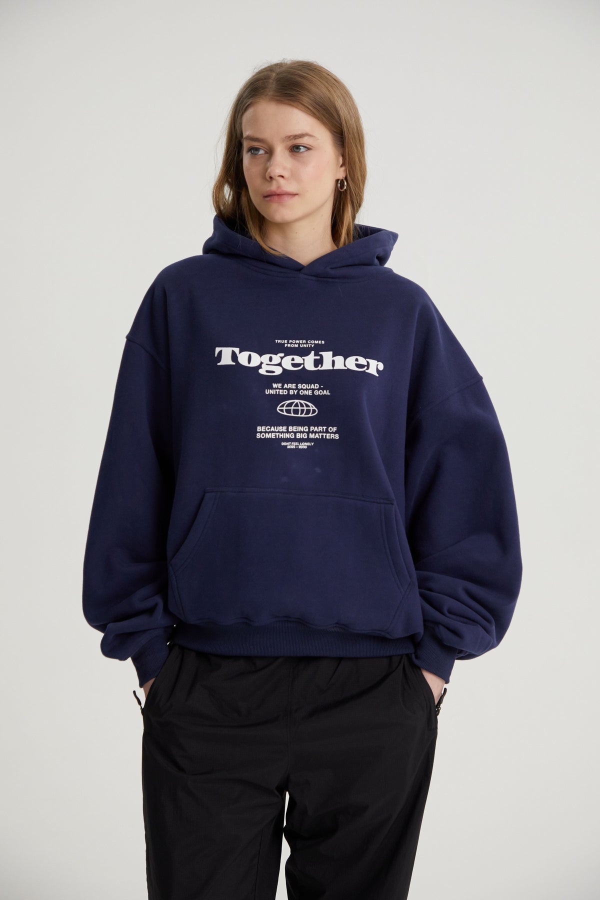 Oliver | Unisex Oversized Hoodie | Slogan Print · Eltrendio