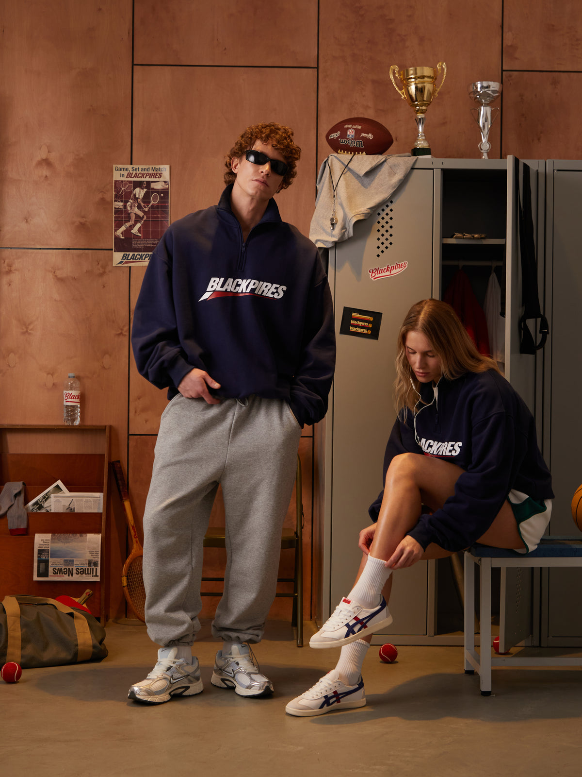 Rory | Unisex Half Zip Sweatshirt | Oversized Logo Streetwear Style-Eltrendio