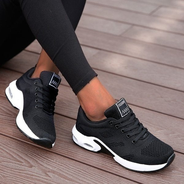 Sophie | Women's Lace-Up Trainers | Mesh Knit · Eltrendio
