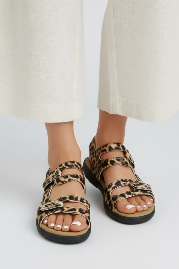 Lucy | Women's Wide Fit Sandals | Touch Fastening · Eltrendio