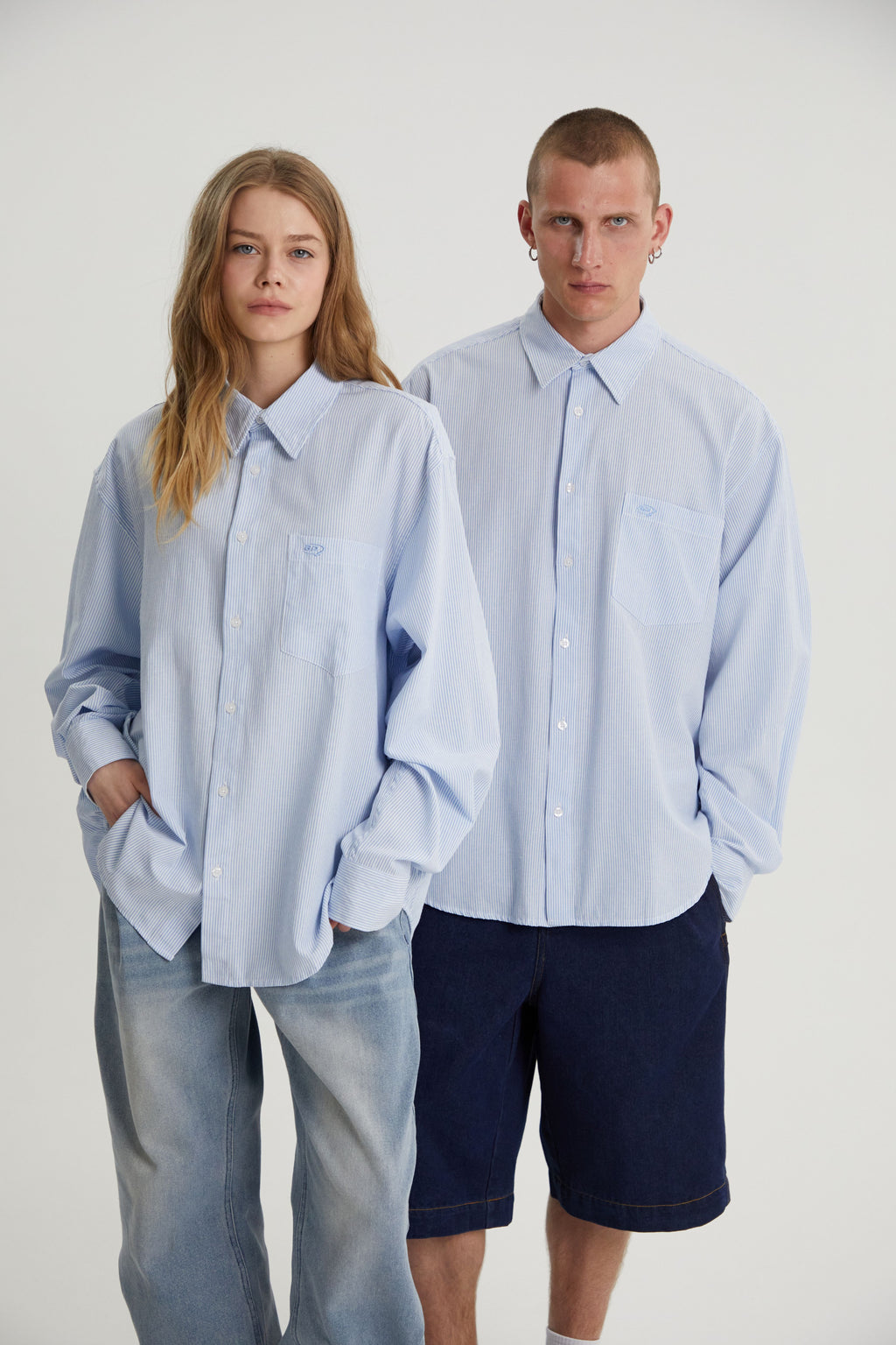 Landon | Unisex Oversized Shirt | Blue Striped Cotton Y2K Style-Eltrendio